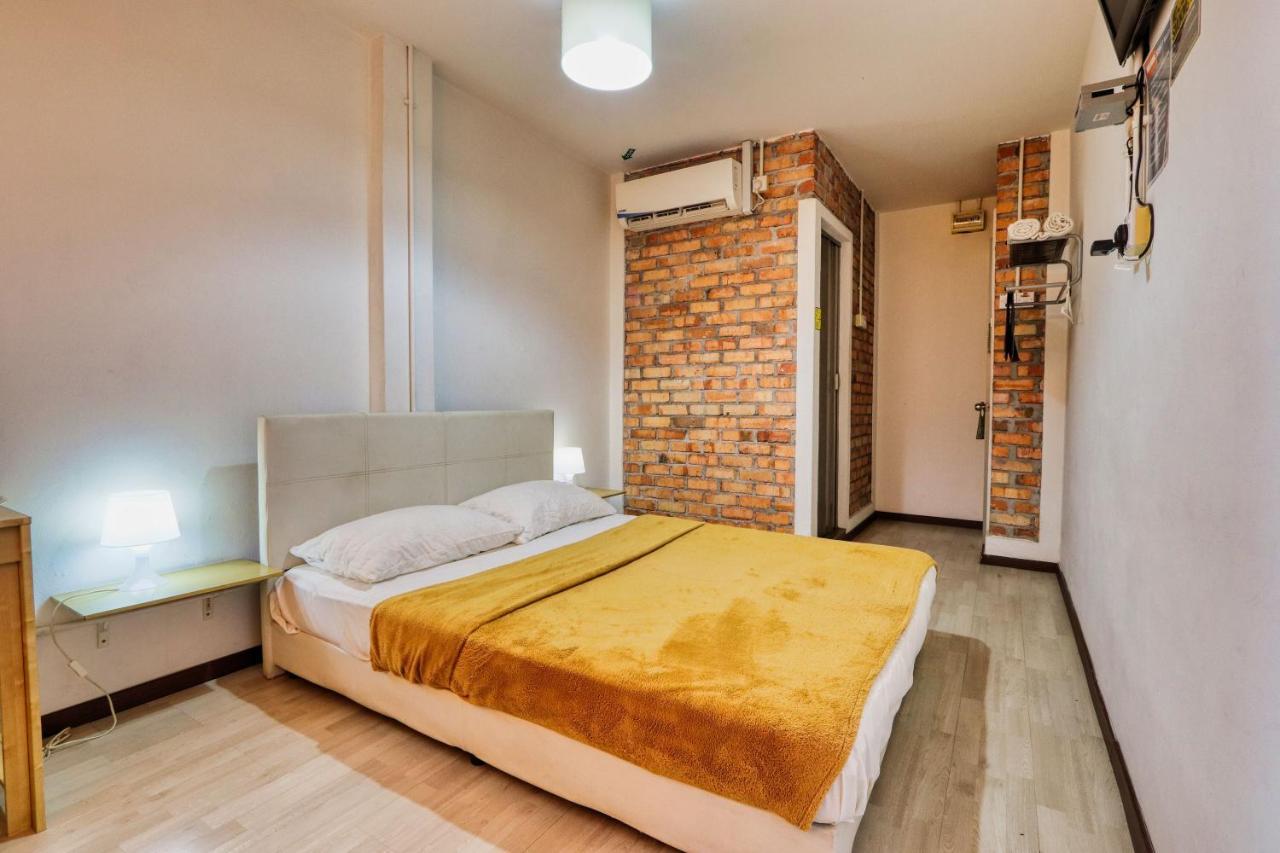Bata Merah Boutique Hotel Banting  Bagian luar foto